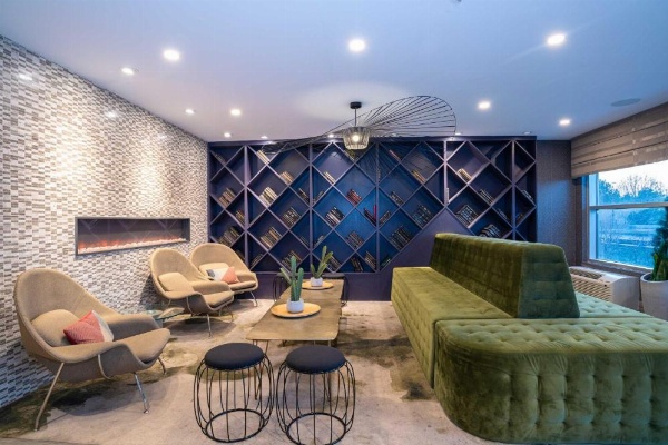 Sandman Hotel Hamilton image 10